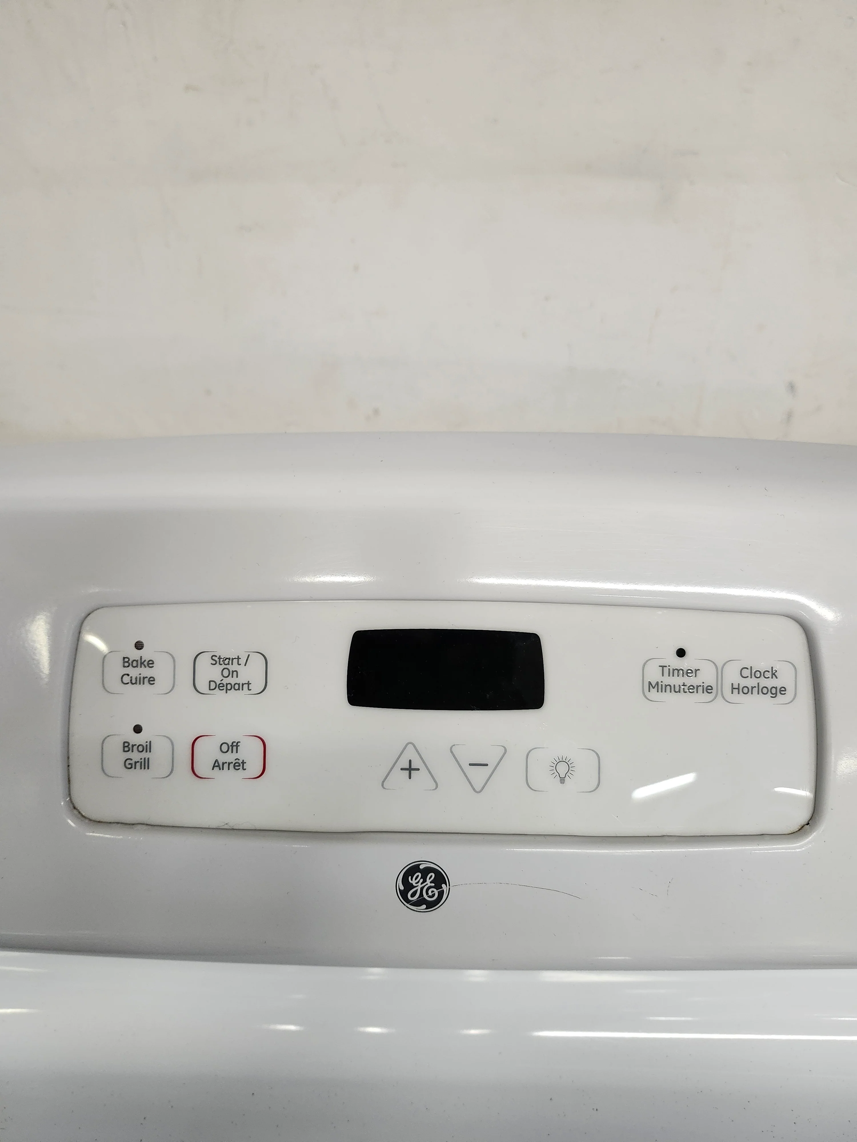 GE Electric Stove (JCBS280DM2WW) - Image 6