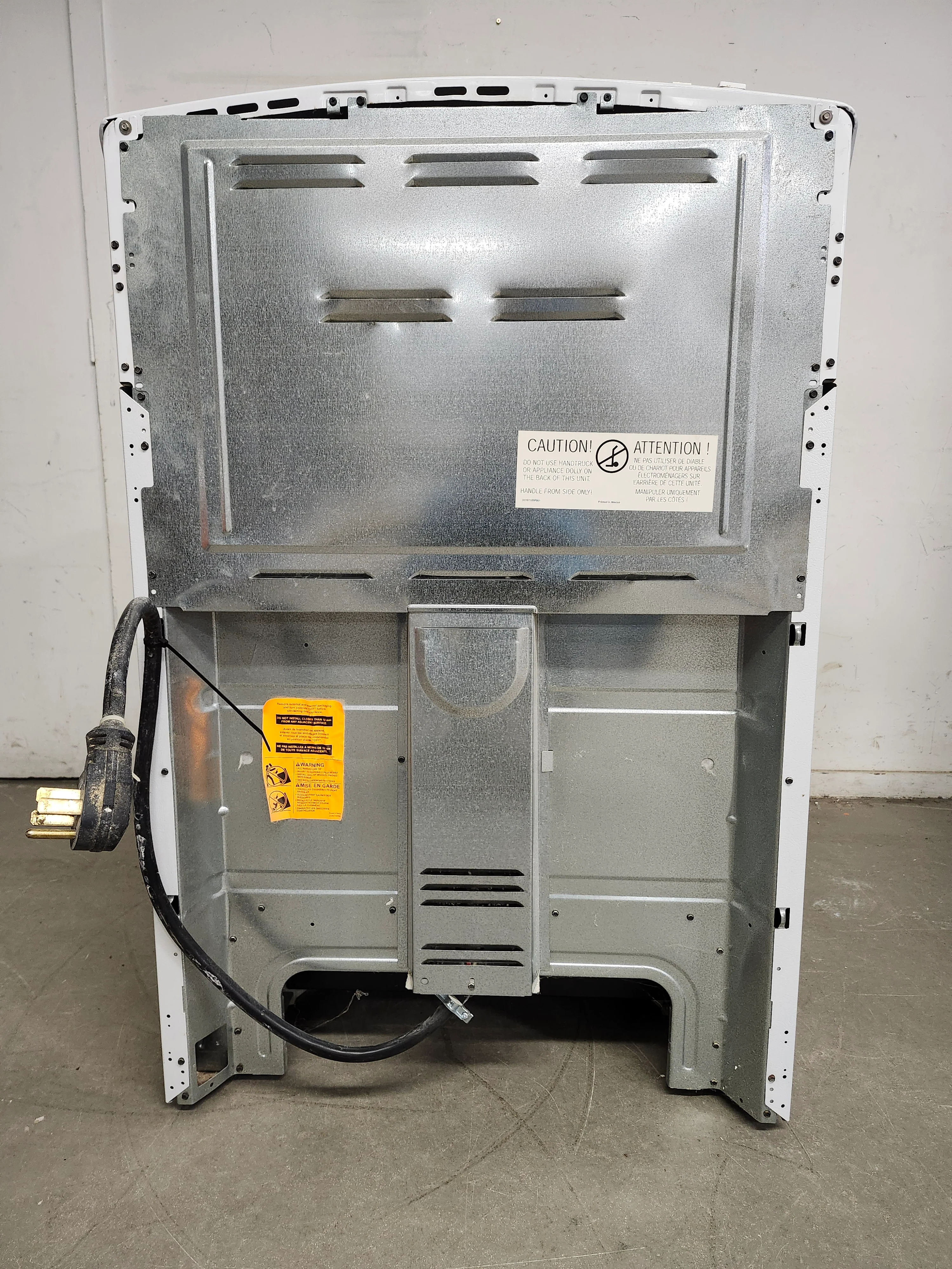 GE Electric Stove (JCBS280DM2WW) - Image 9