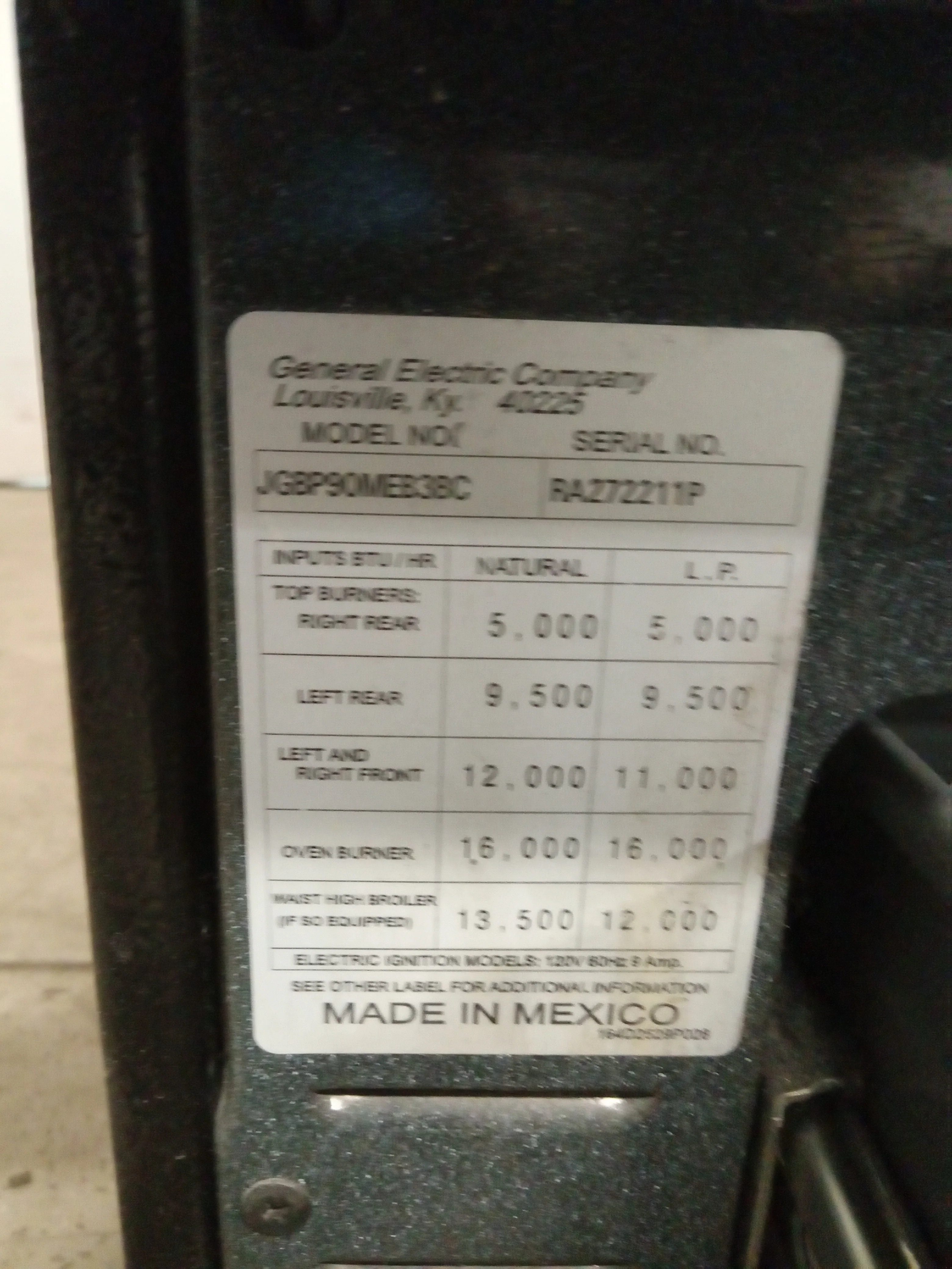General Electric Spectra Gas Stove - Image 3