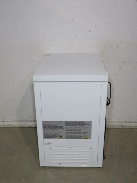 Insignia 5.0 Cu. Ft. Chest Freezer - Image 3