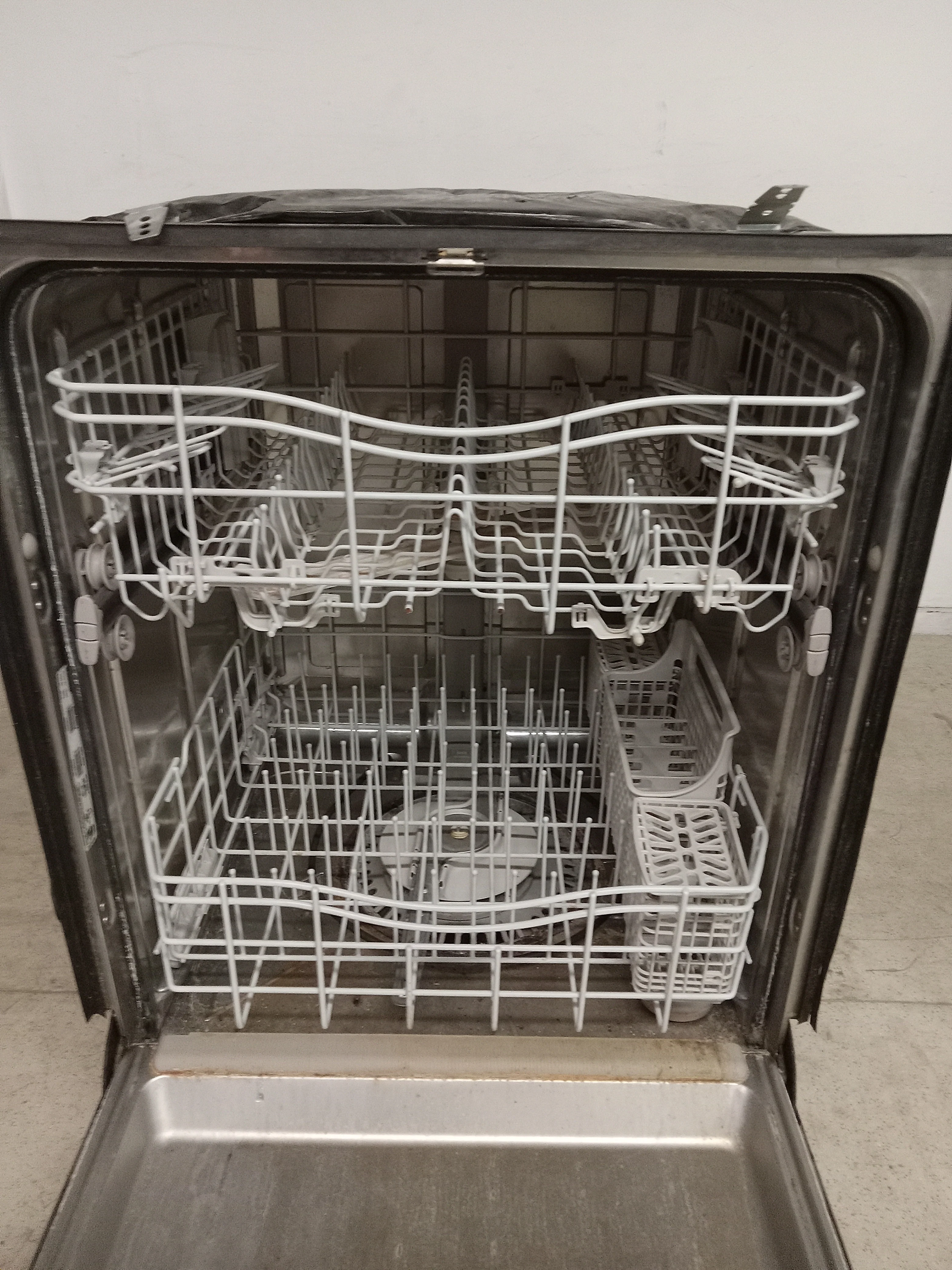 Kenmore Dishwasher - Image 2