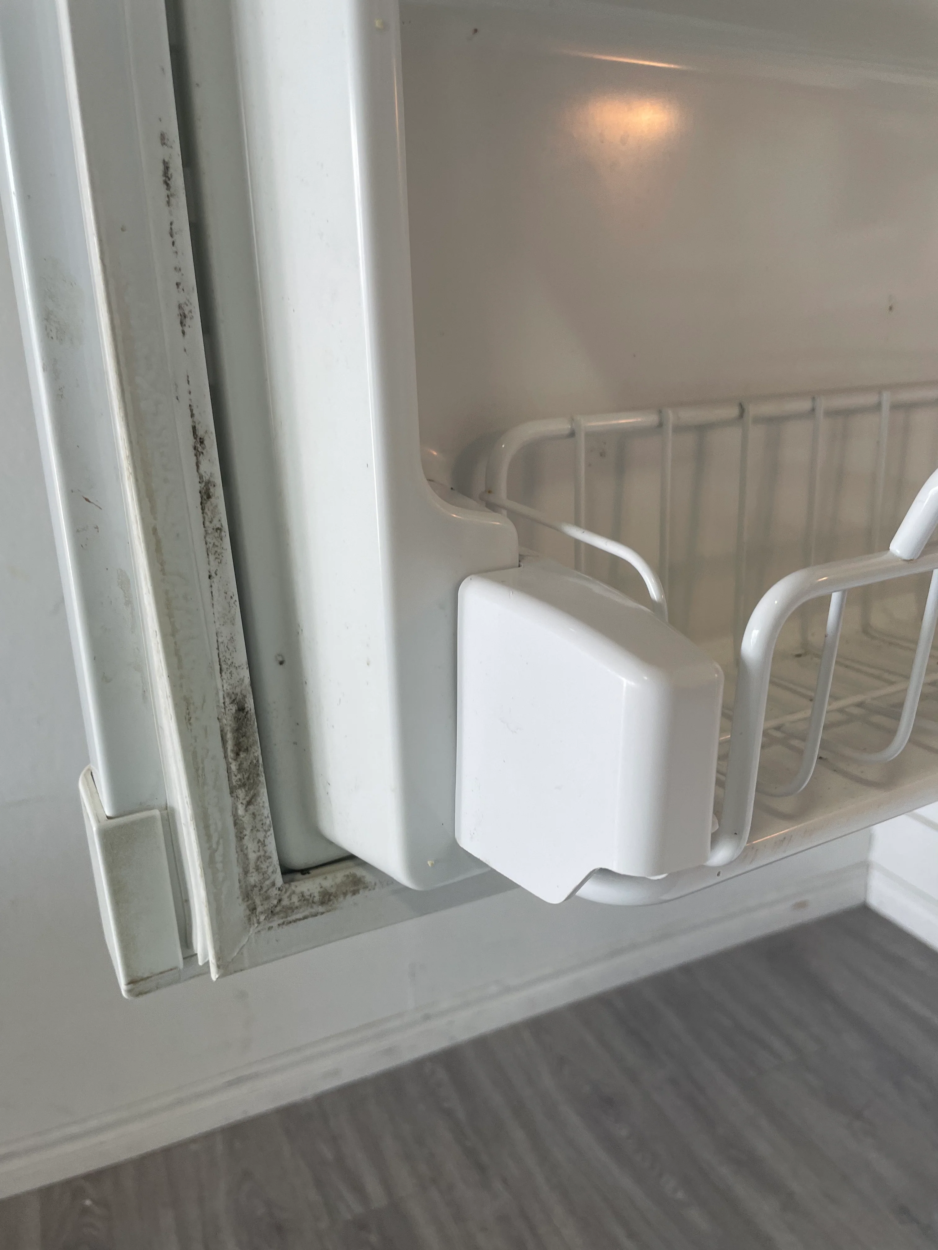 Kenmore Elite White Refrigerator - Image 11
