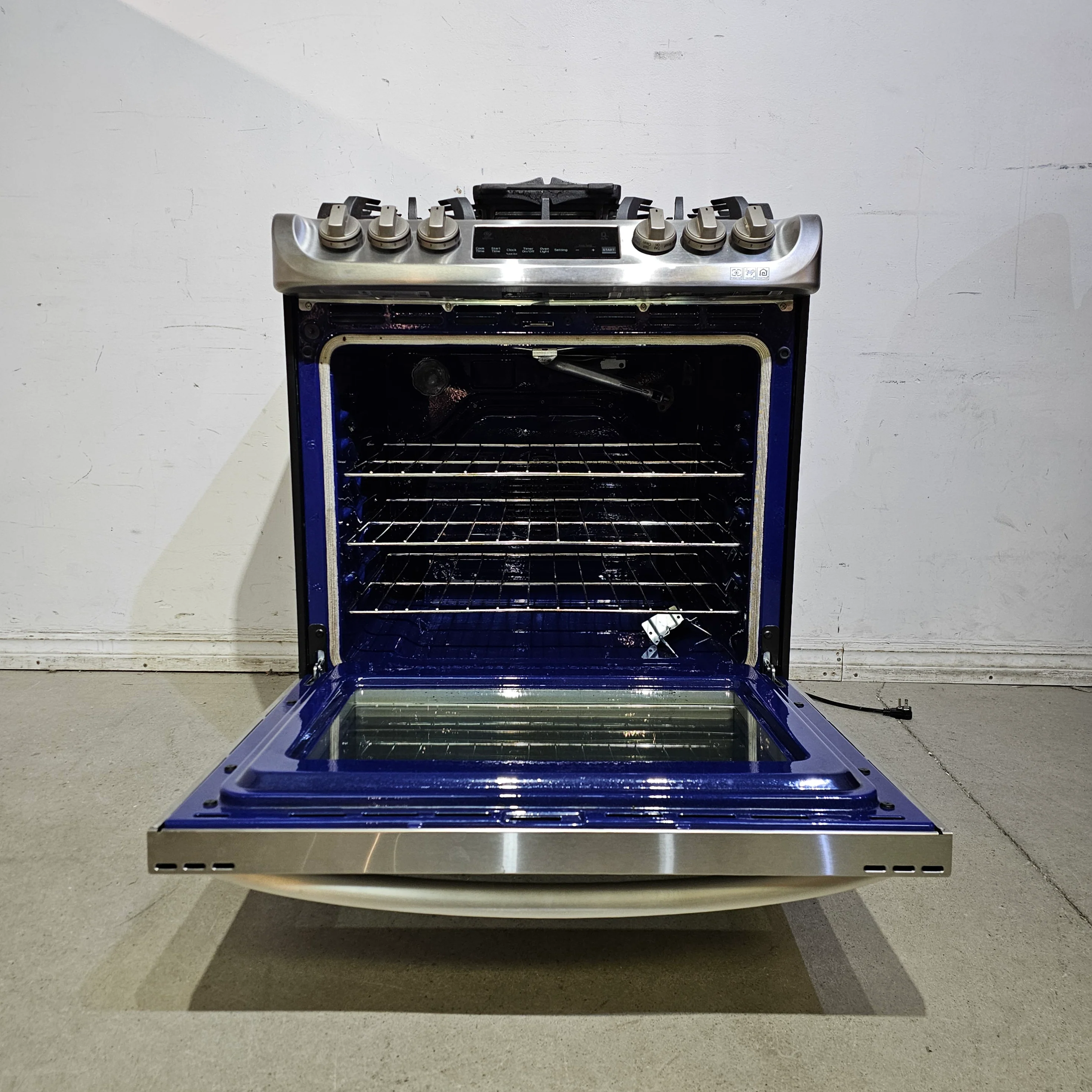 LG Gas Range - Image 2