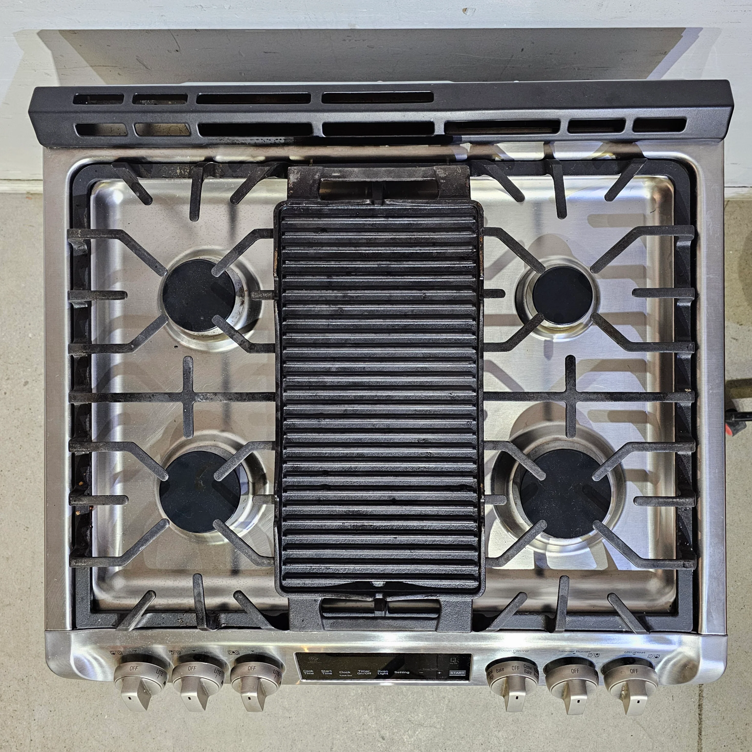 LG Gas Range - Image 3