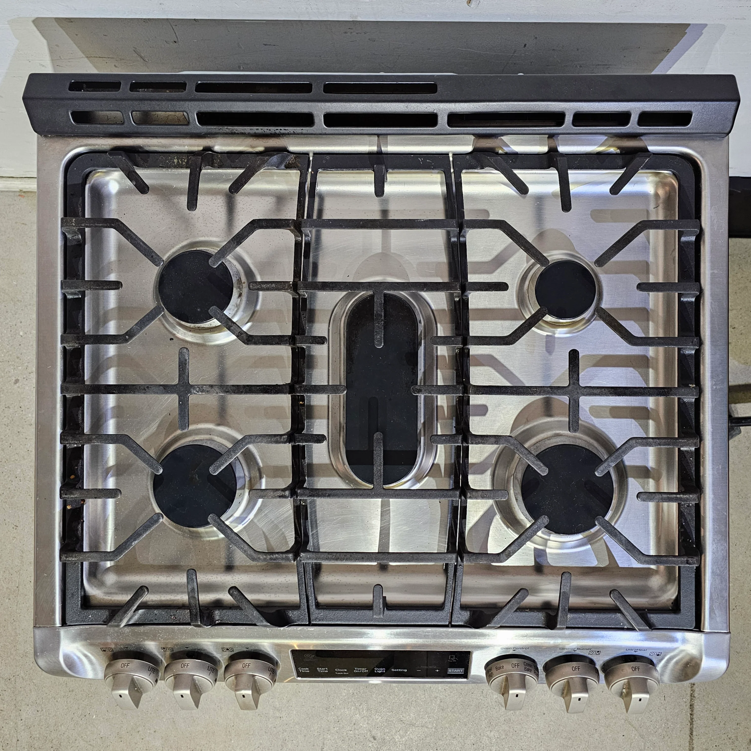 LG Gas Range - Image 4