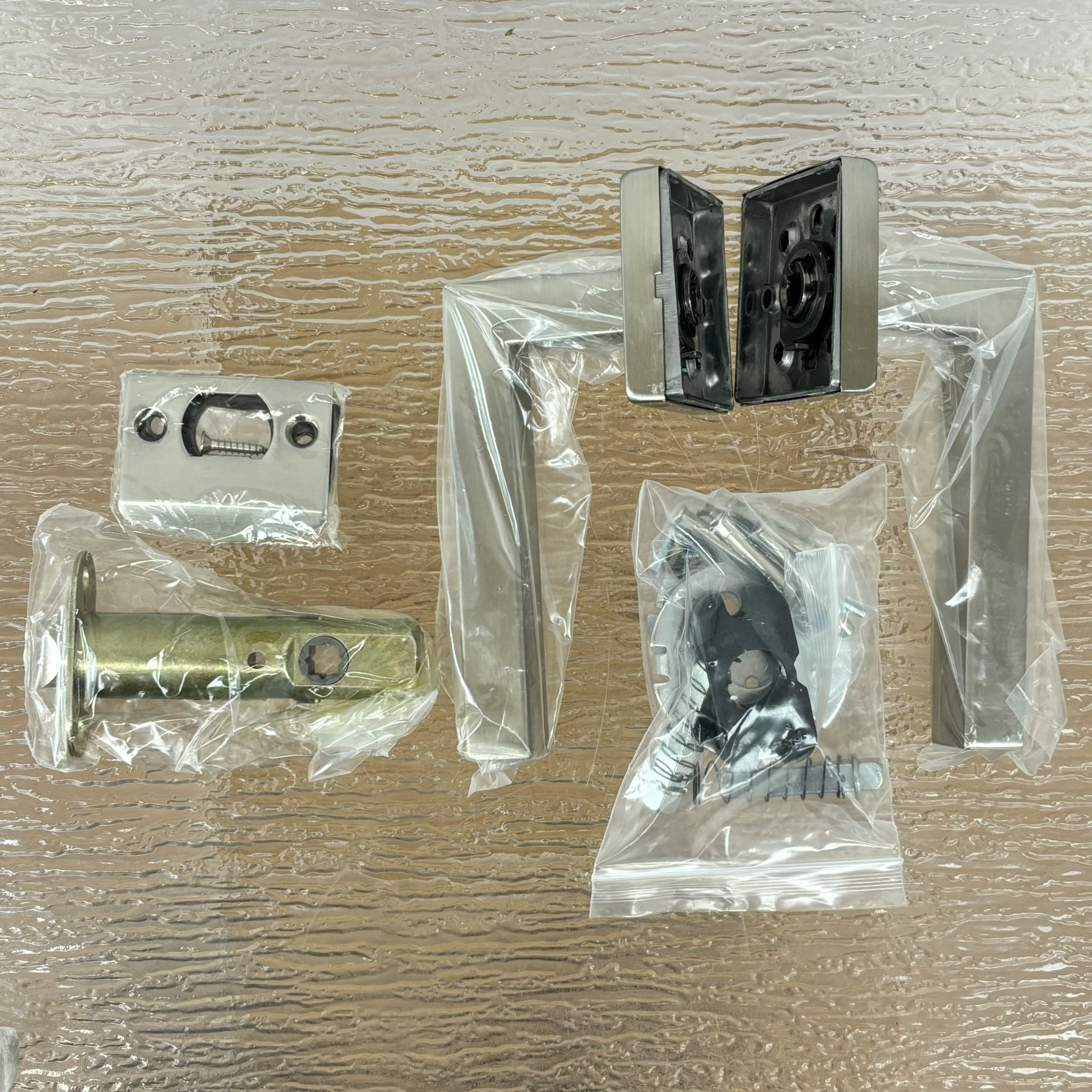 LH3001 #910S C15 Piazza Square Passage Set with 2-3/4" Backset - Image 7