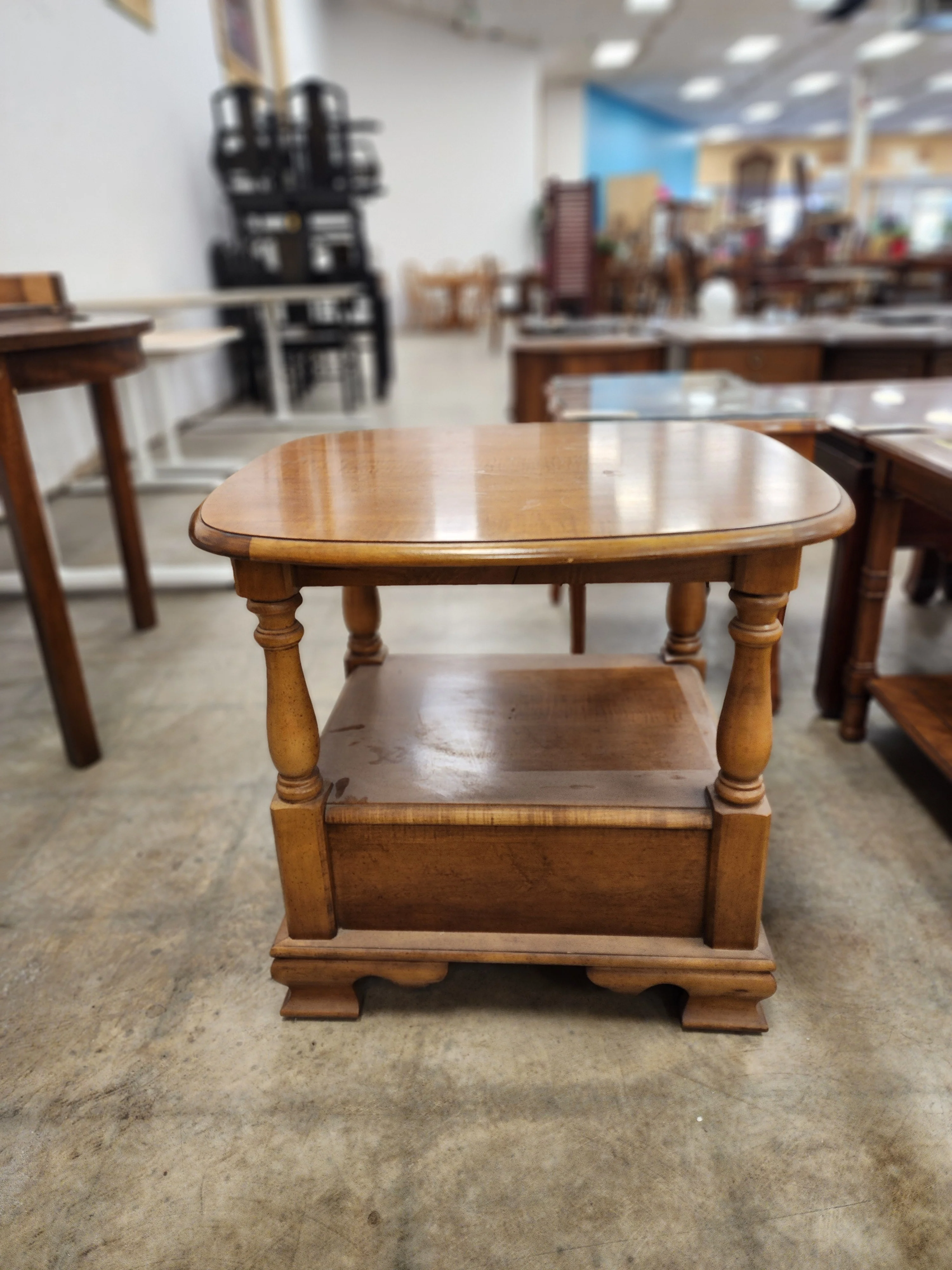 Maple Wooden Side Table with 1 Drawer - Image 2