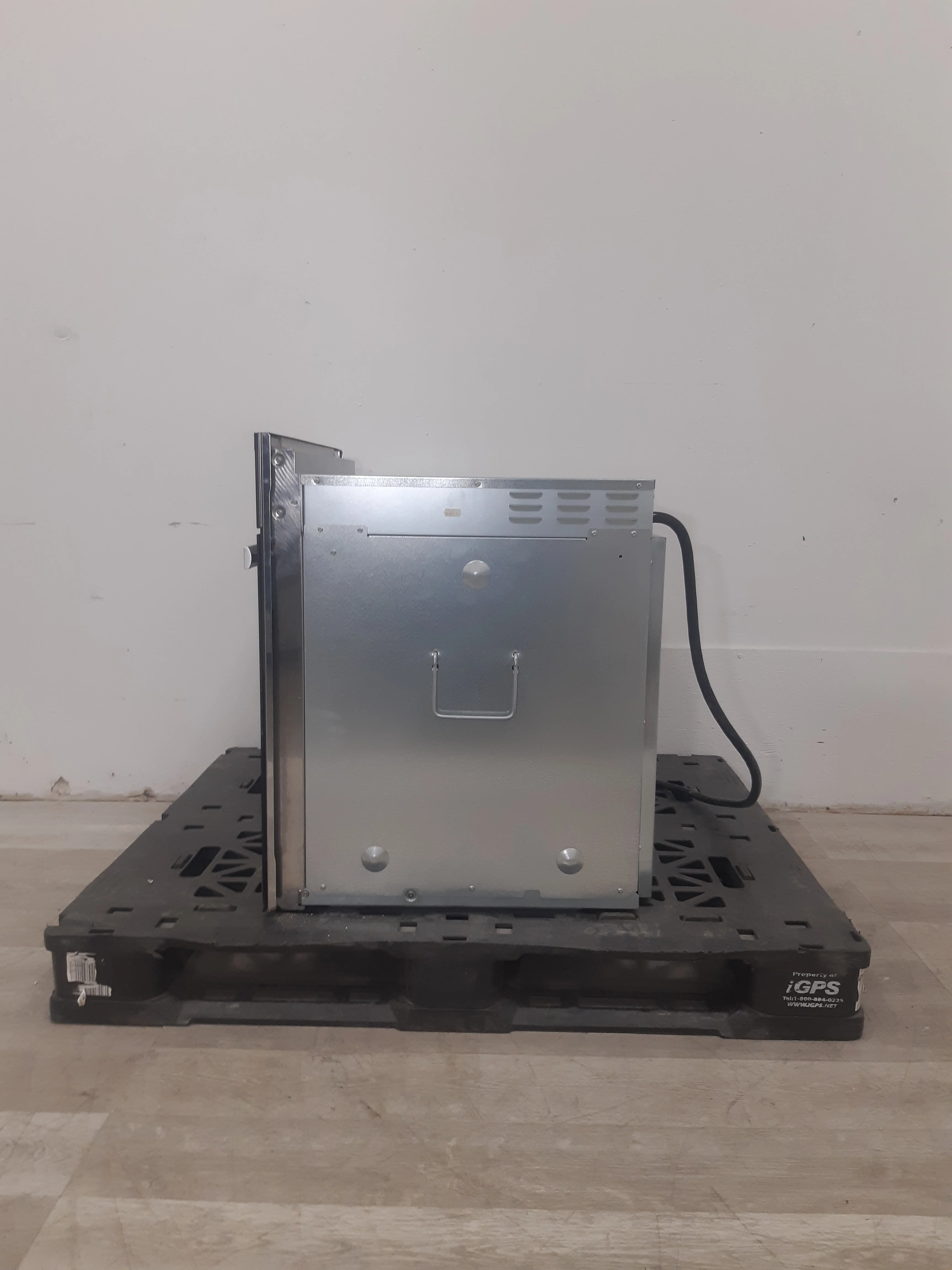 Miele Bult in Stainless Steel Electric Stove - Image 4