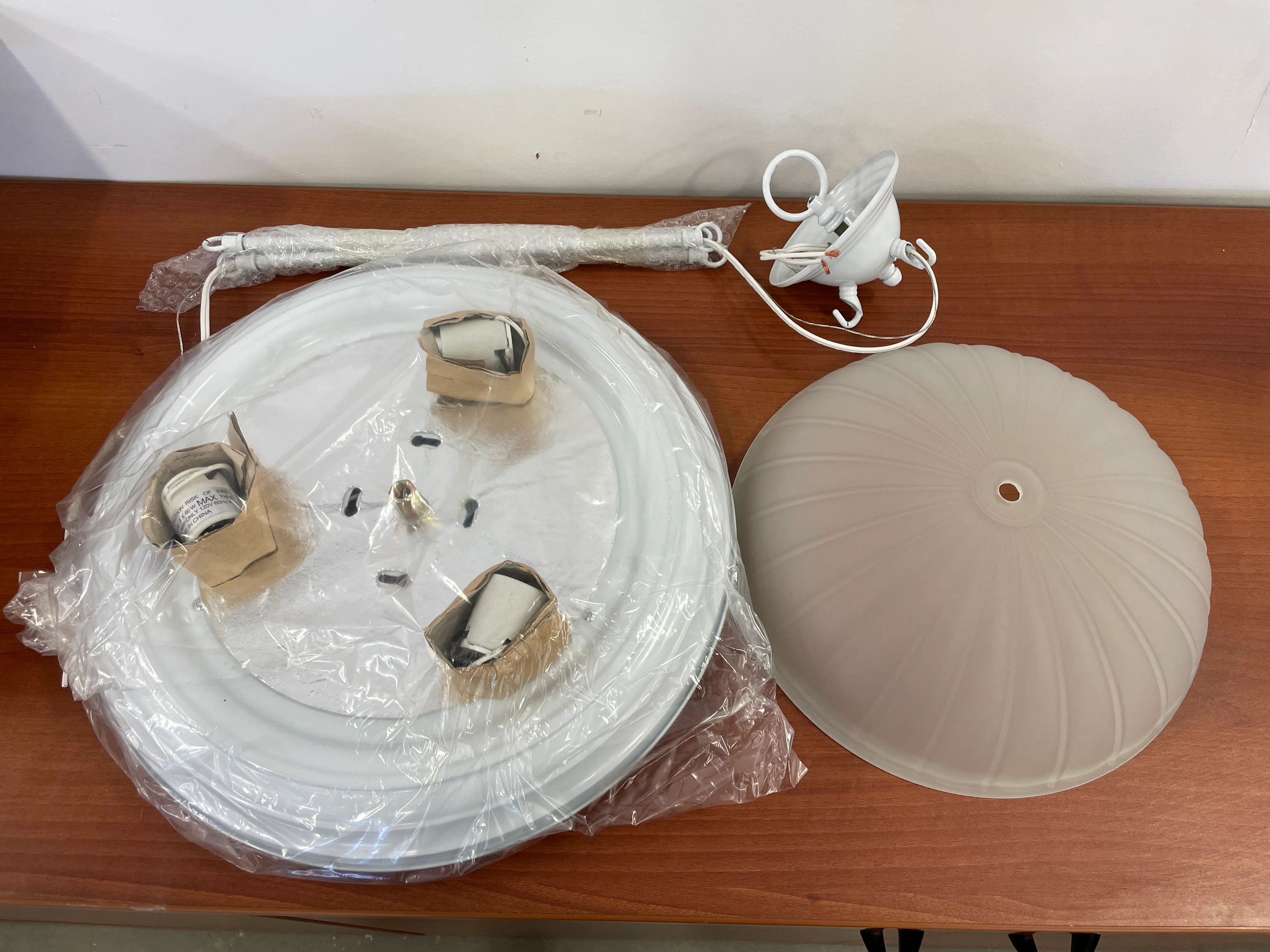 Milano 3-Light Chandelier in White A2015P-1 - Image 3