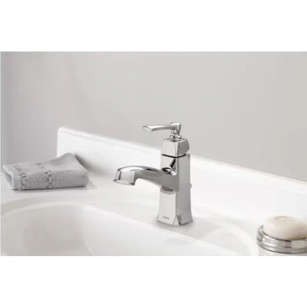 MOEN Conway Single Hole Single-Handle Bathroom Sink Faucet/Tap in Chrome