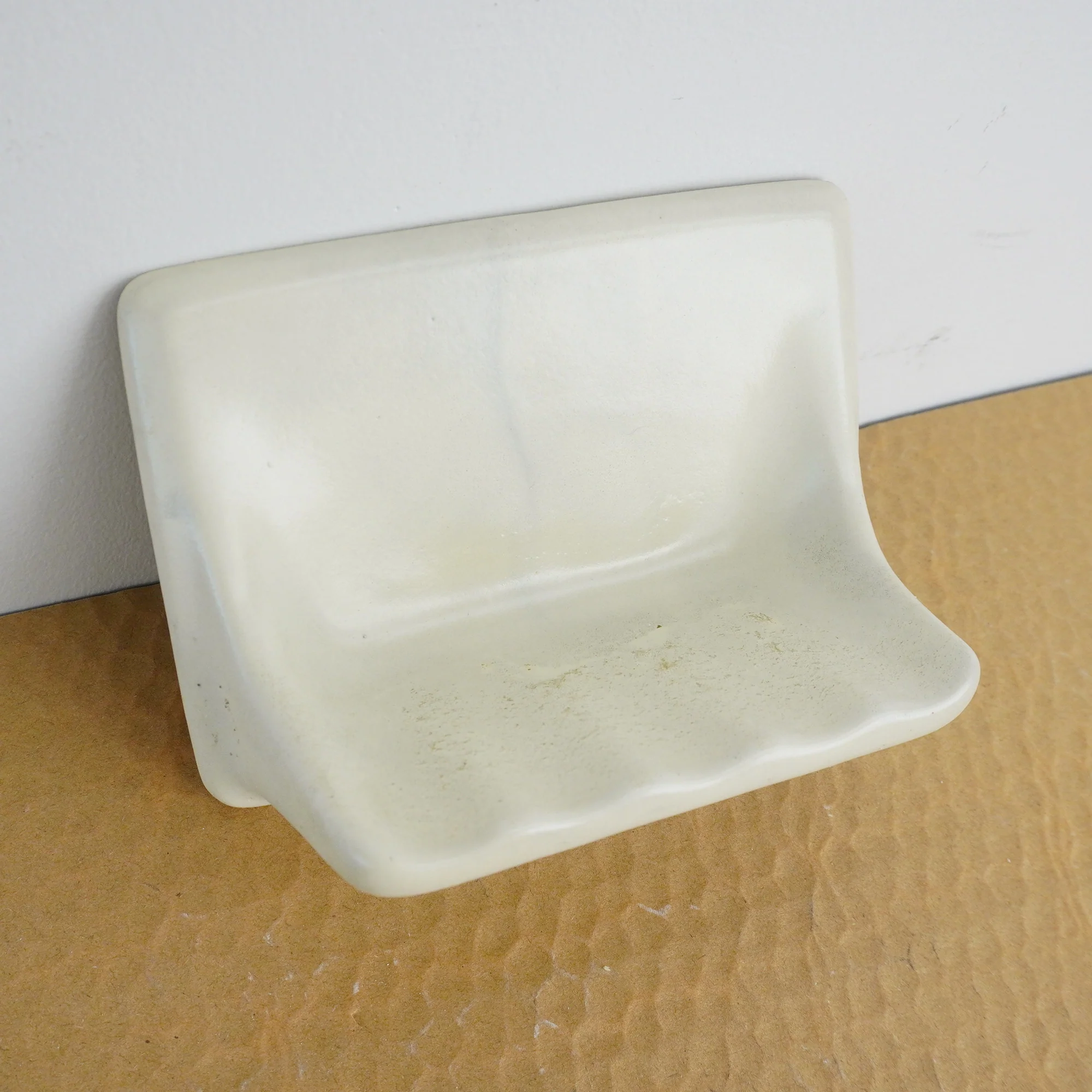 Porcelain Wall-Mount Soap Dish in Blanco White - Image 2