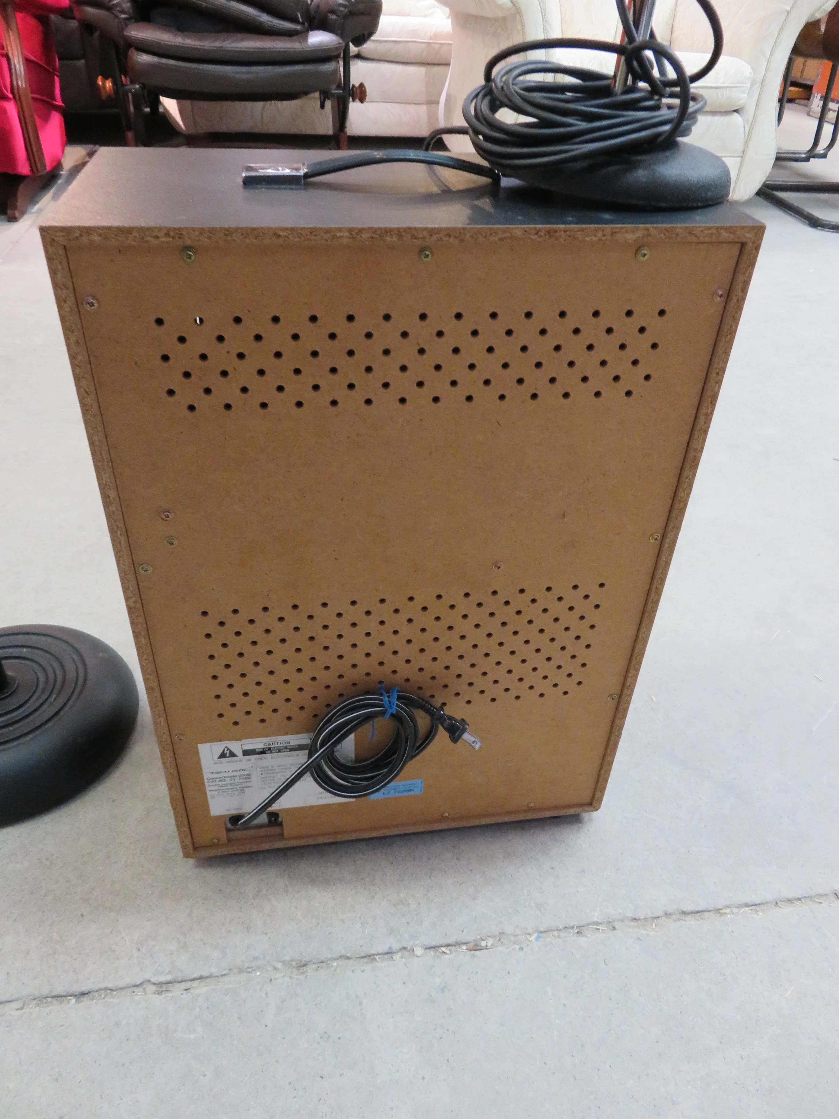 Realistic Concertmate-2000 Double Cassette Music System w/ Microphone Dynamique Highball - Image 4