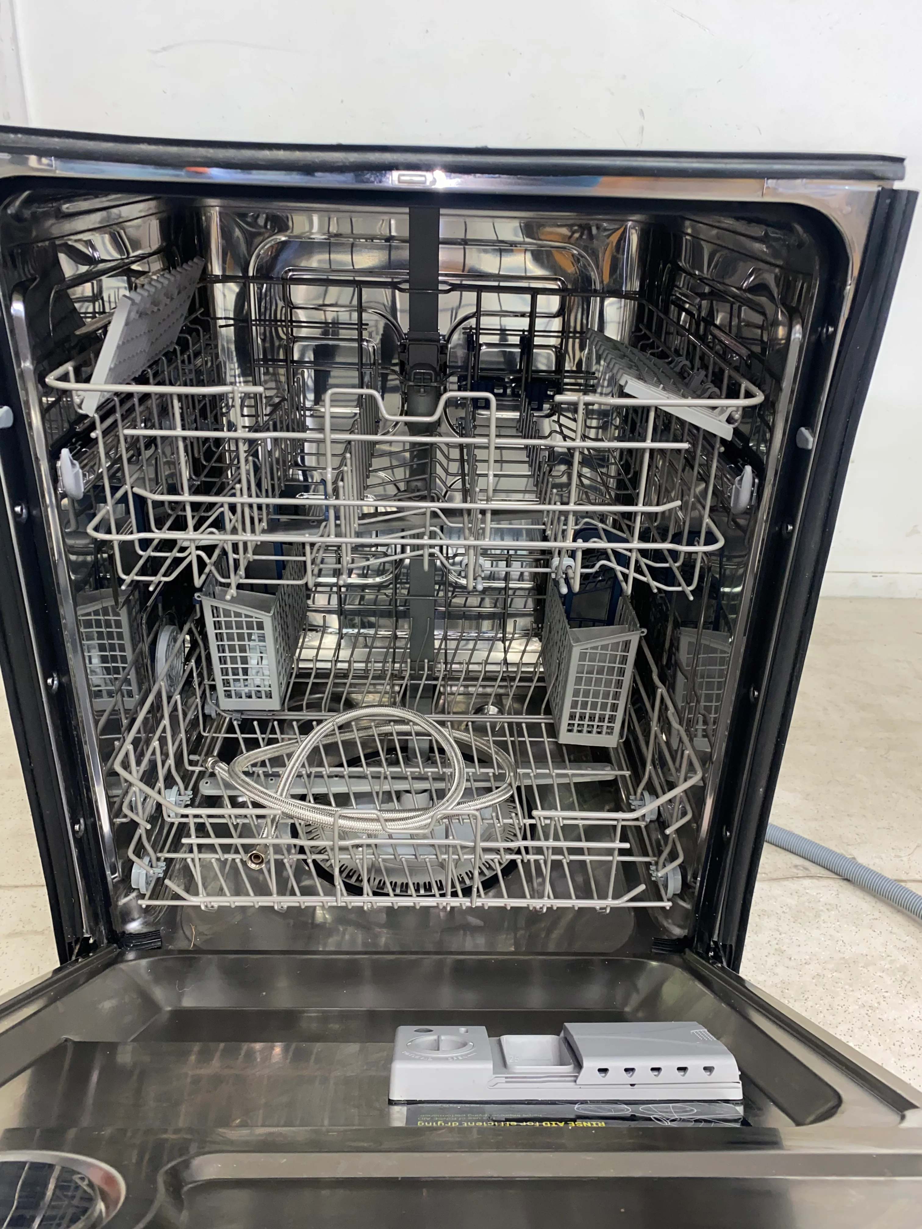 Samsung Dishwasher - DW80M3021US - Image 5