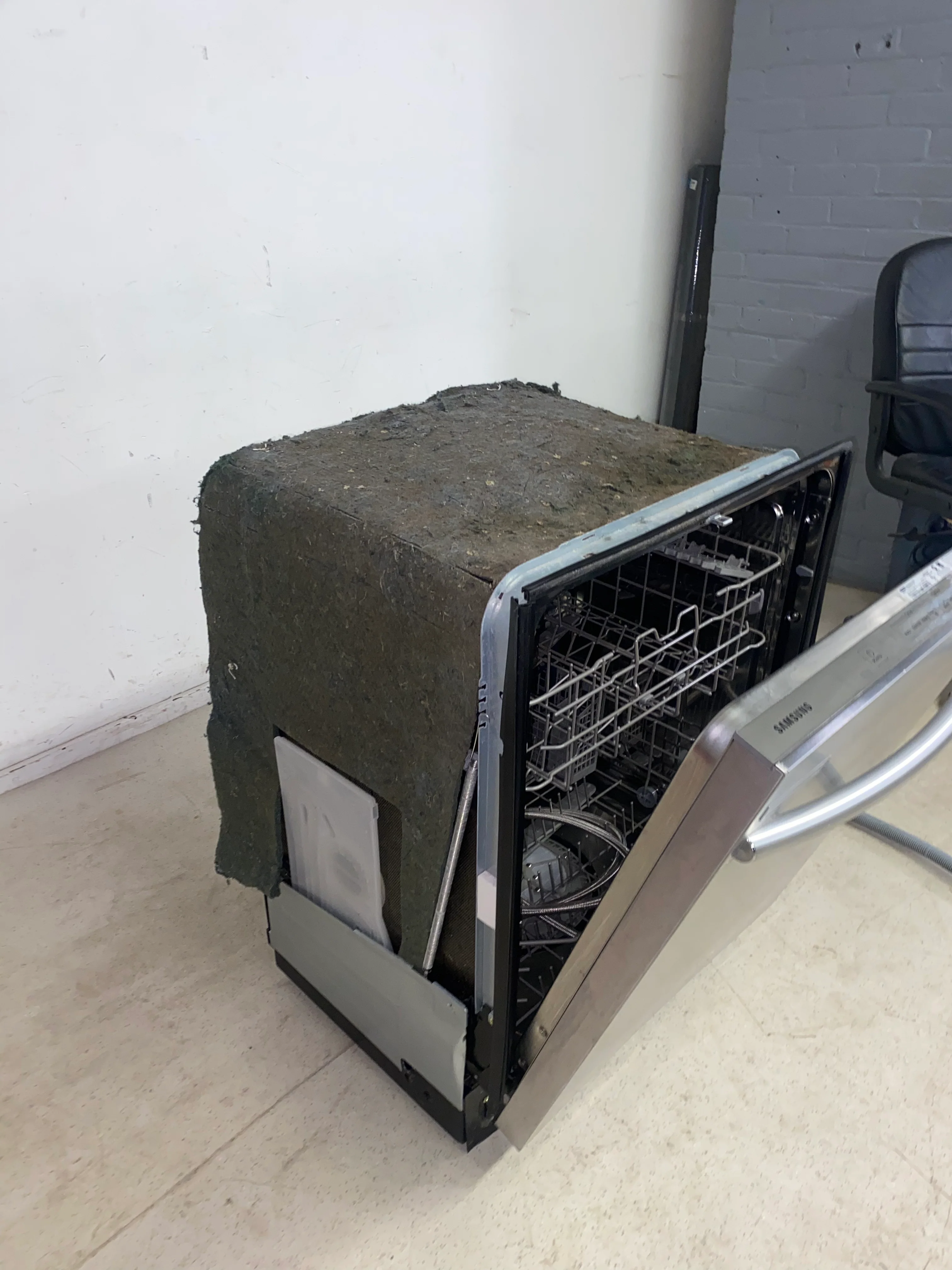 Samsung Dishwasher - DW80M3021US - Image 7
