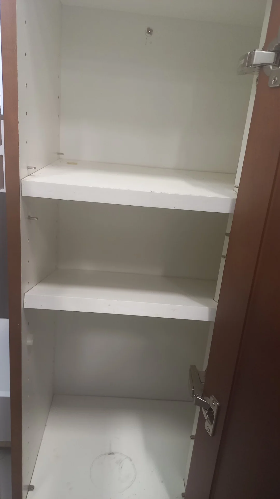 Set of 15 Kitchen Cabinets in Light Brown - Image 16
