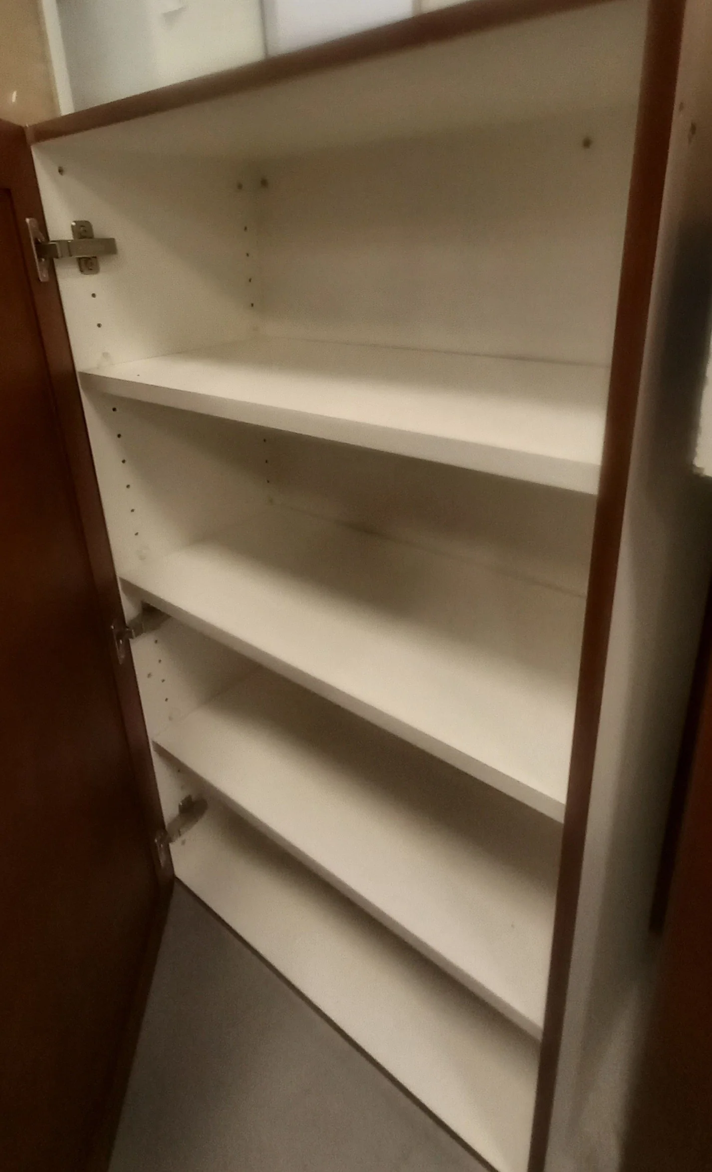 Set of 15 Kitchen Cabinets in Light Brown - Image 21