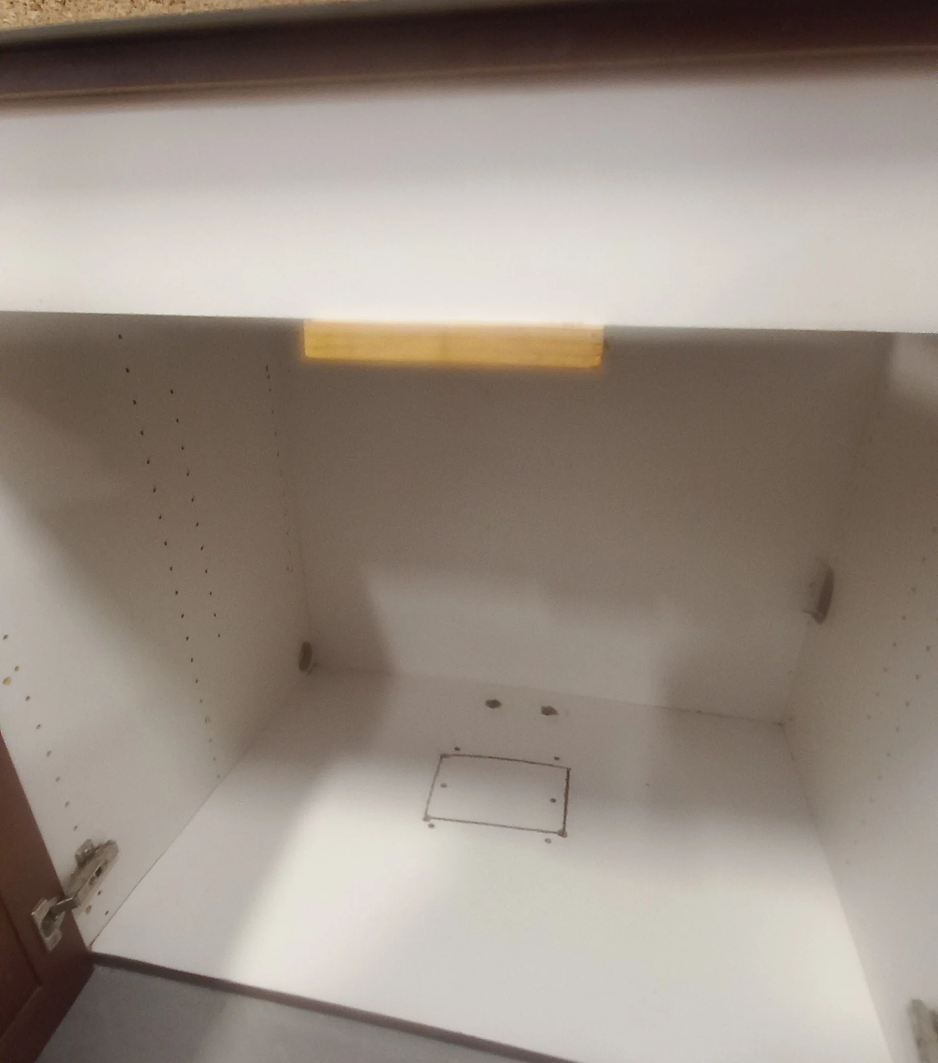Set of 15 Kitchen Cabinets in Light Brown - Image 22