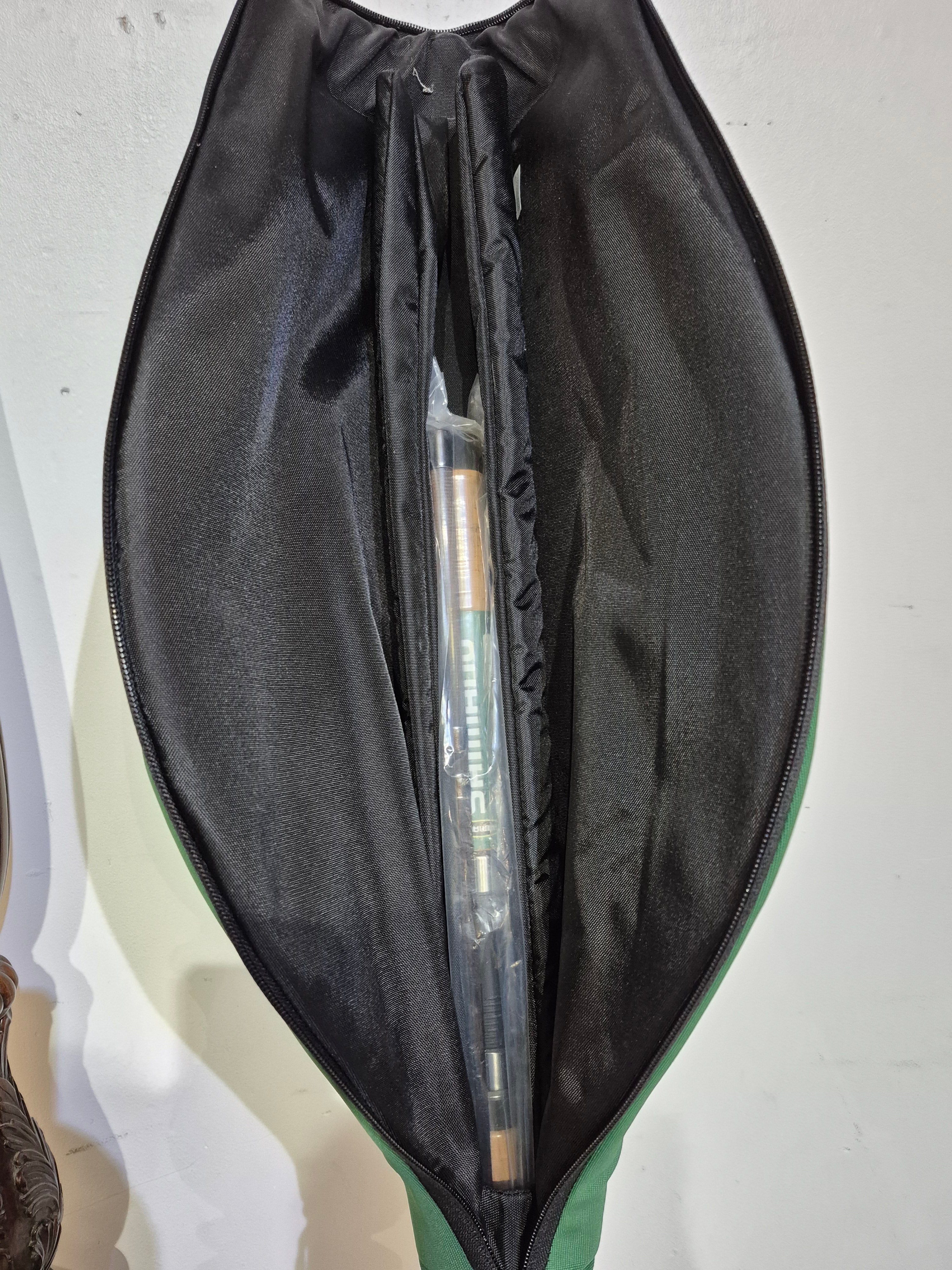 Shimano 2pc 10'6" Fishing Rod with Springbrook Protective Carry Case - Image 9