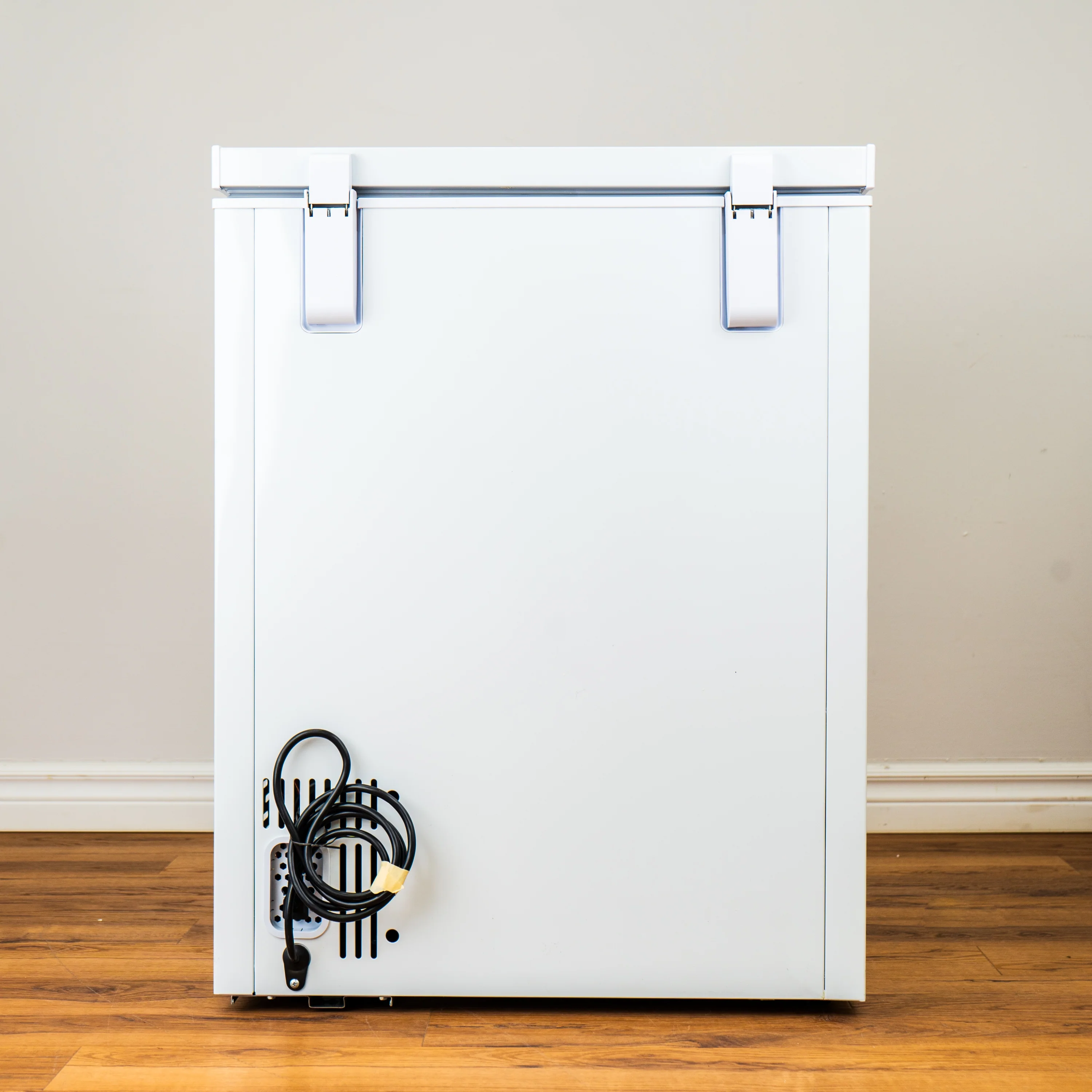 Square Chest Freezer - 5.0 Cu. Ft. - White - Image 5