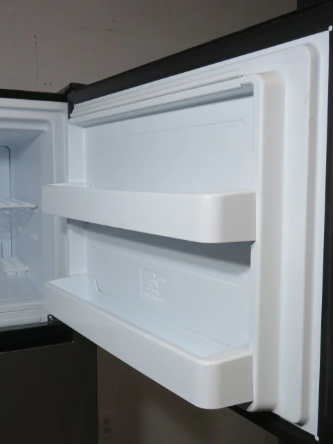 Stainless Steel Vissani Fridge with Top Freezer - Image 4