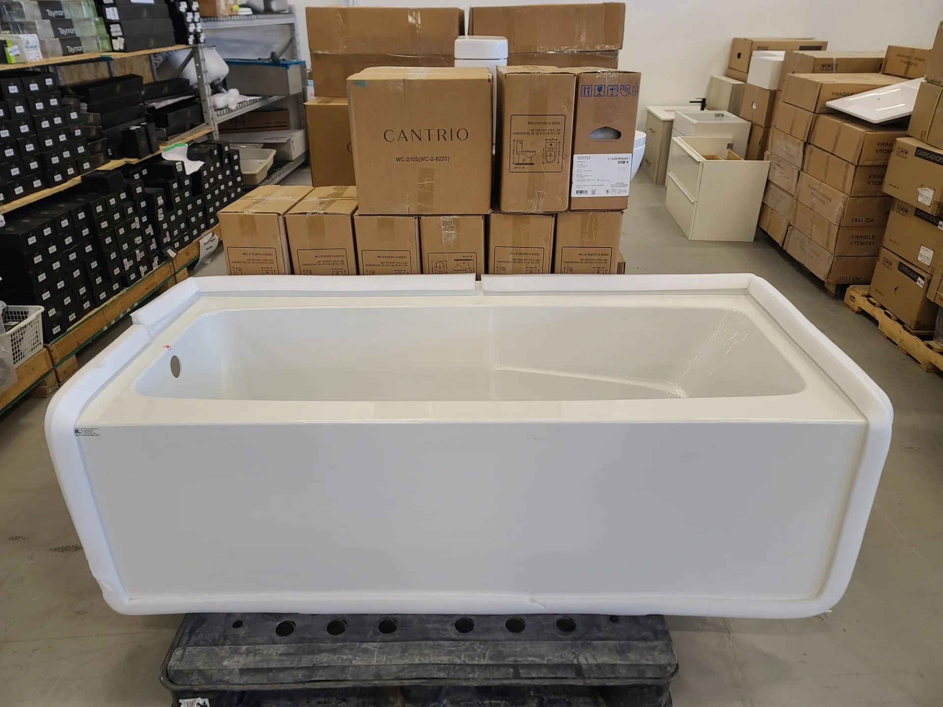 Valley Acrylic Bath LTD IONE 72 inch x 24 inch Plain Skirted Bathtub Left-Hand Drain Location - Image 3