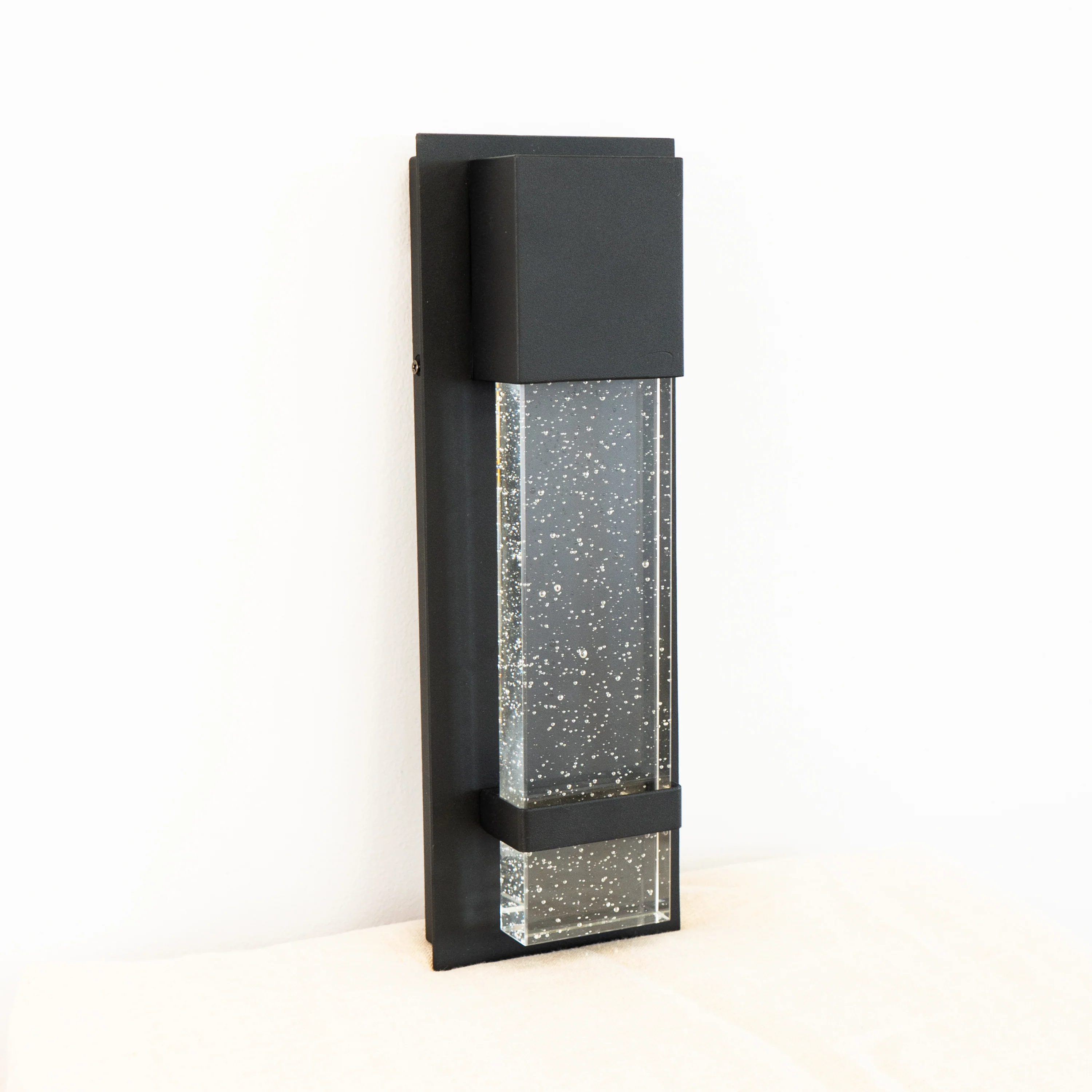 Venecia Outdoor LED Wall Light in Black - Image 3