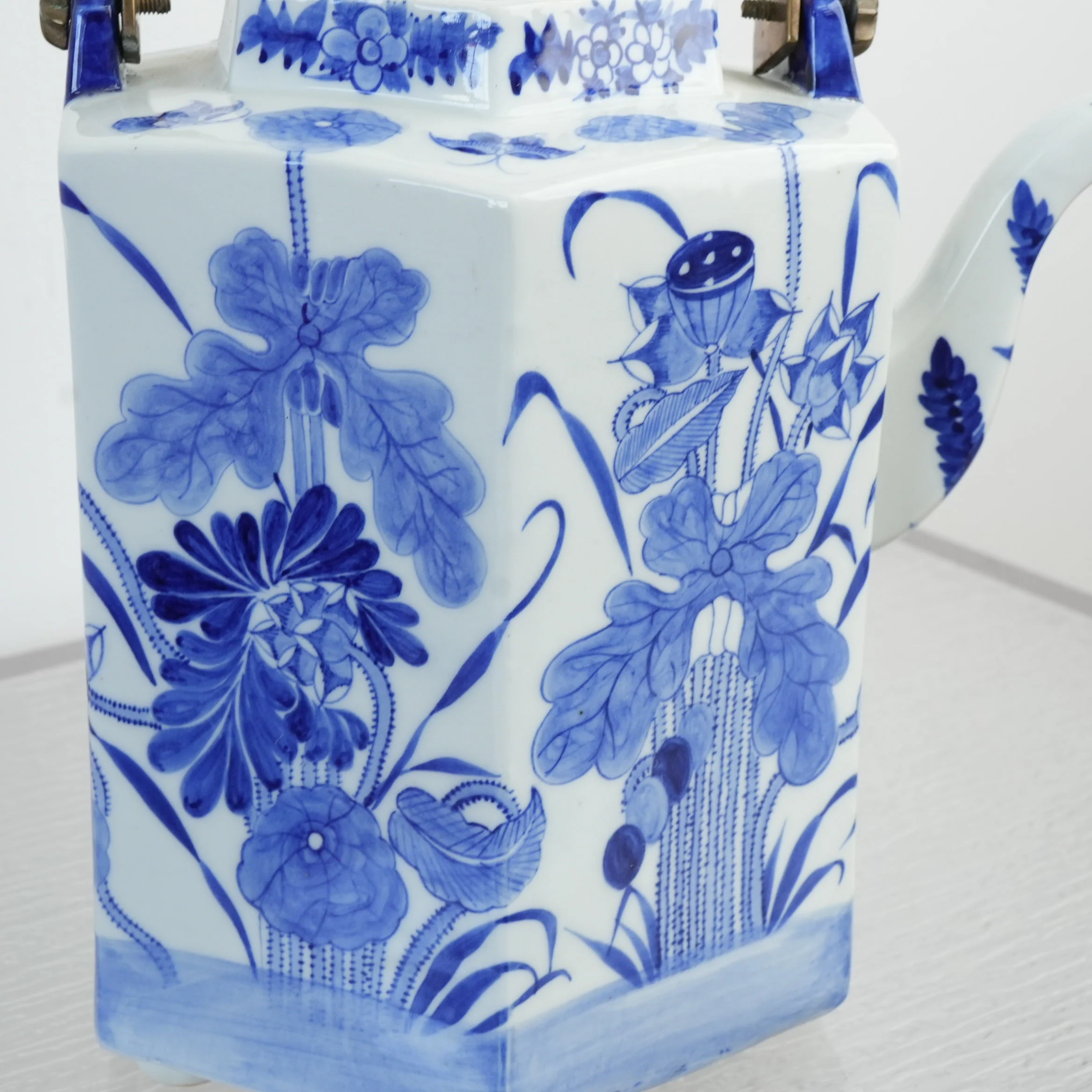 Vintage Blue and White Porcelain Octagonal Teapot w/ Brass Handle - Image 4