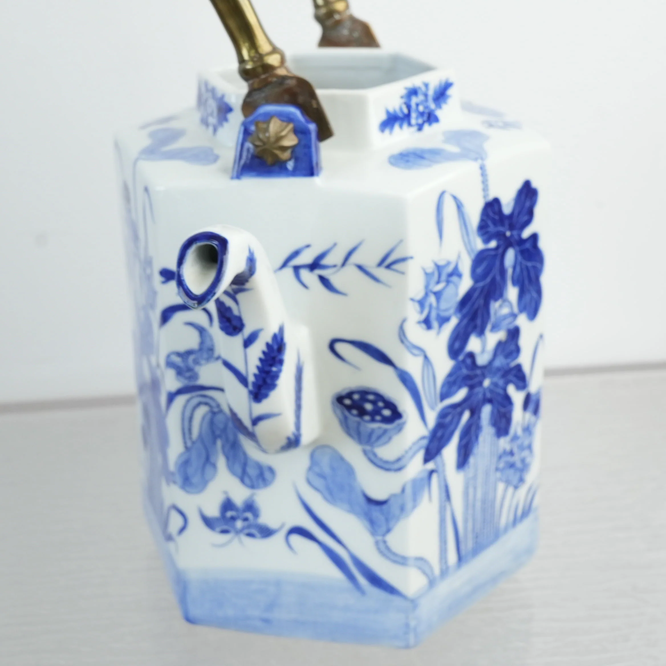 Vintage Blue and White Porcelain Octagonal Teapot w/ Brass Handle - Image 7