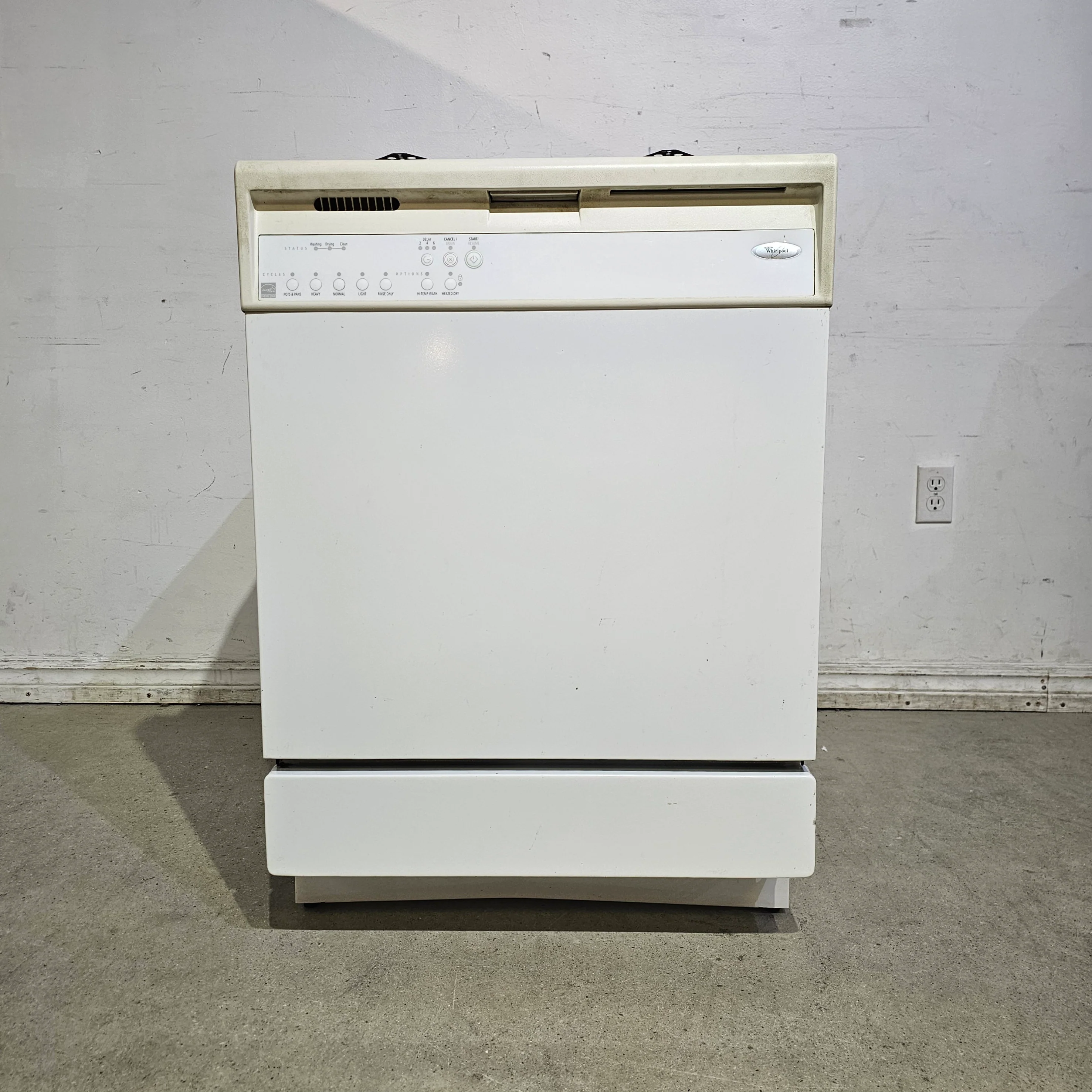 Whirlpool Built-In Dishwaser