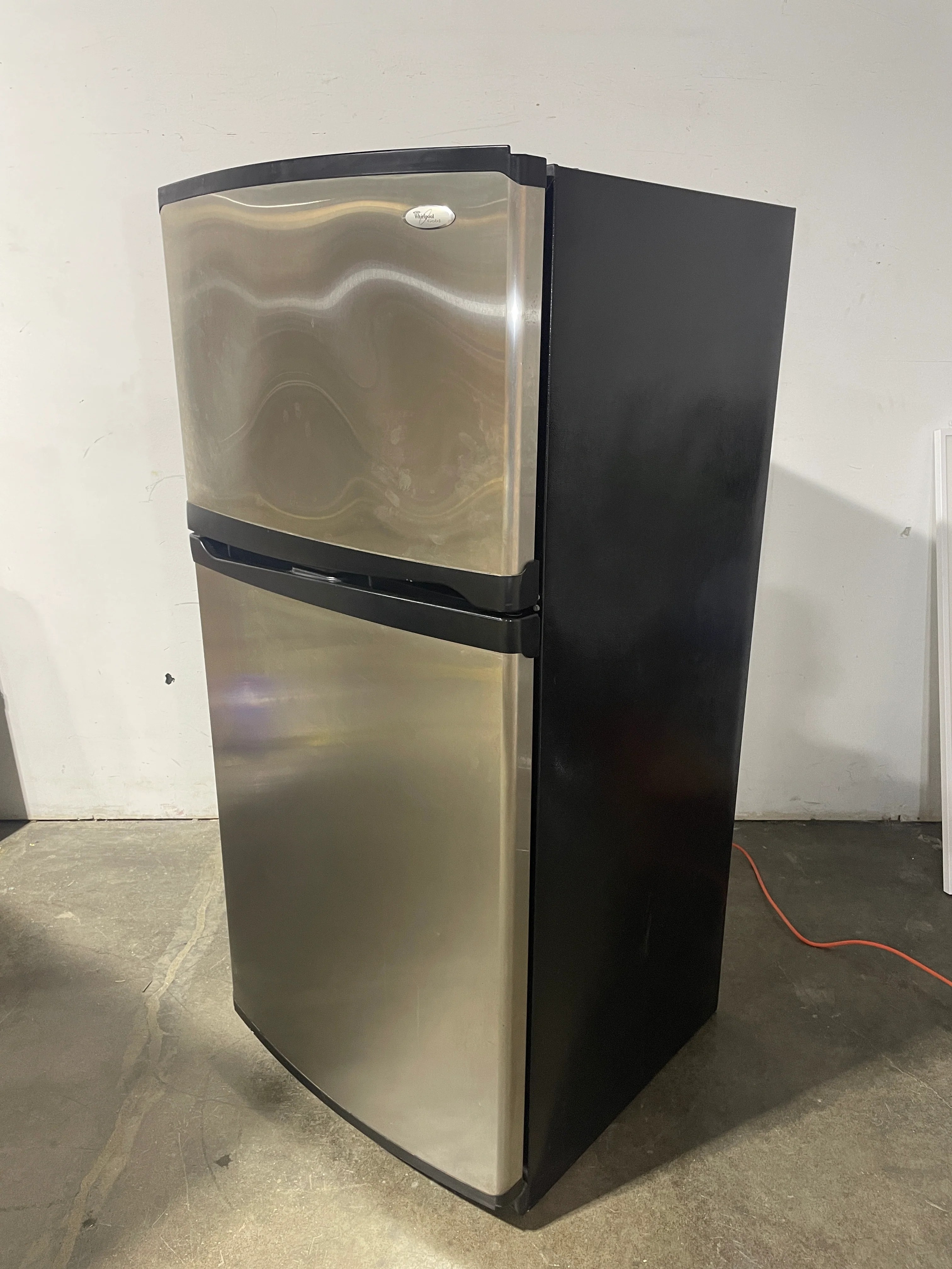 Whirlpool Gold 30" Refrigerator in Stainless Steel - Image 2