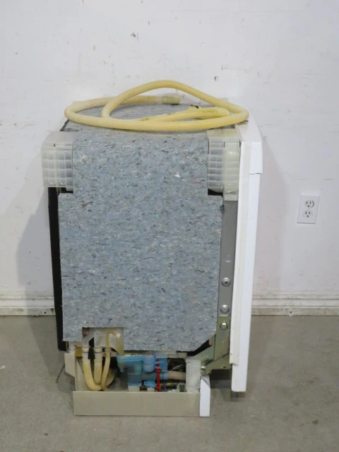 White Bosch Dishwasher - Image 4