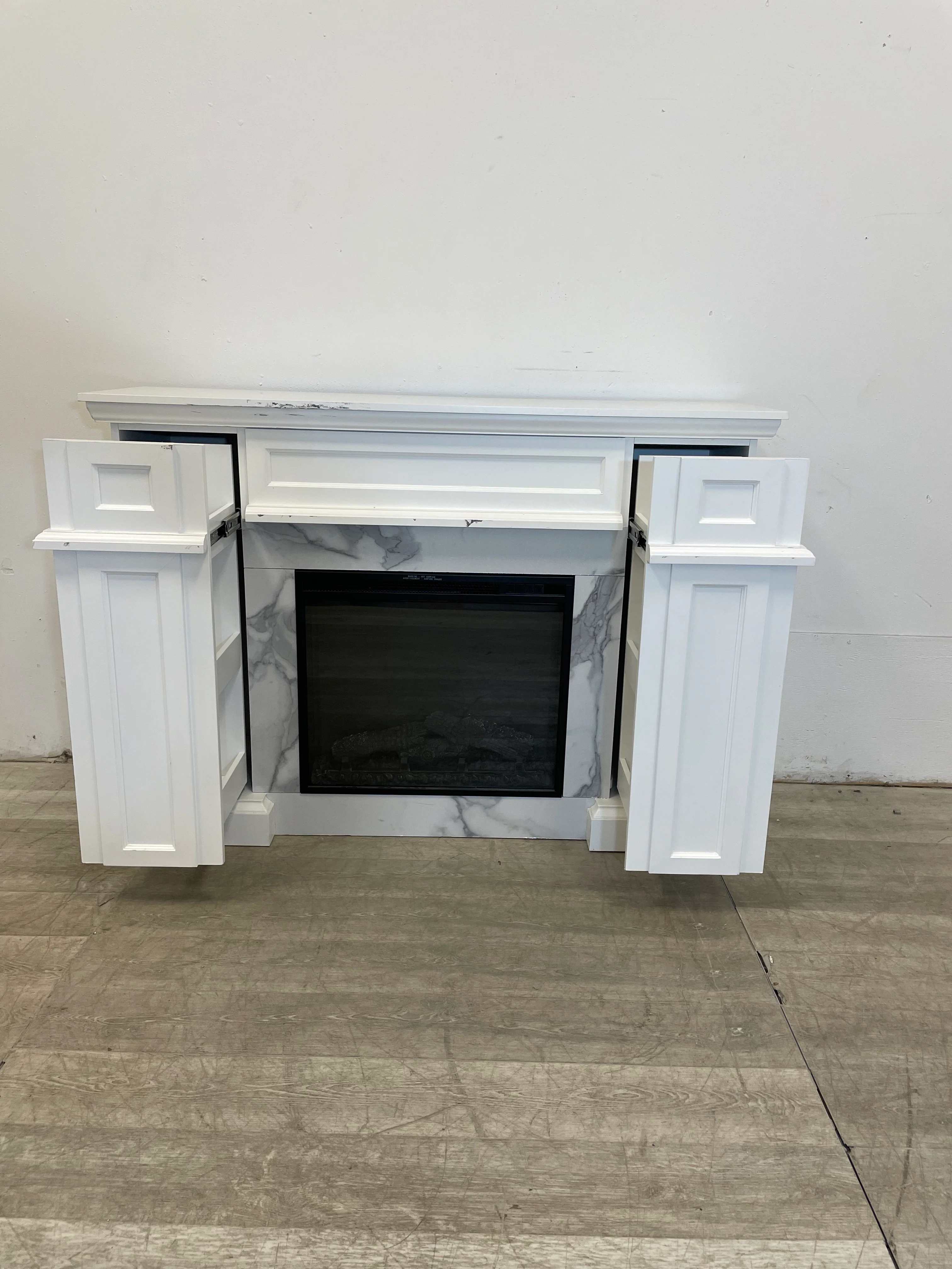 White Electric Fireplace With Mantel - Image 4
