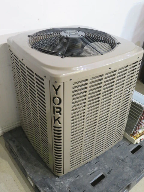 York 2.5 Ton - Home Air Conditioner - Used - Image 2